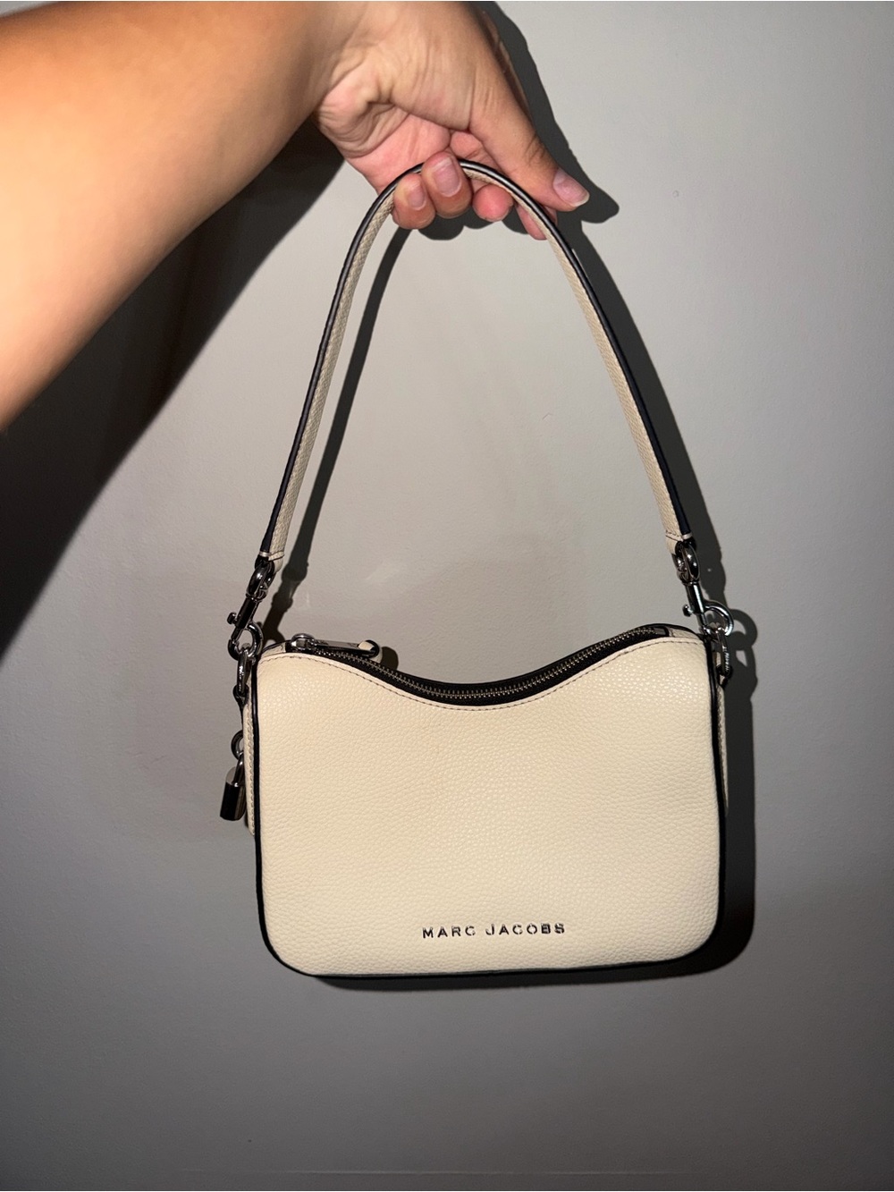 Marc Jacobs Ivory Pebble Leather Shoulder Bag with Silver Hardware